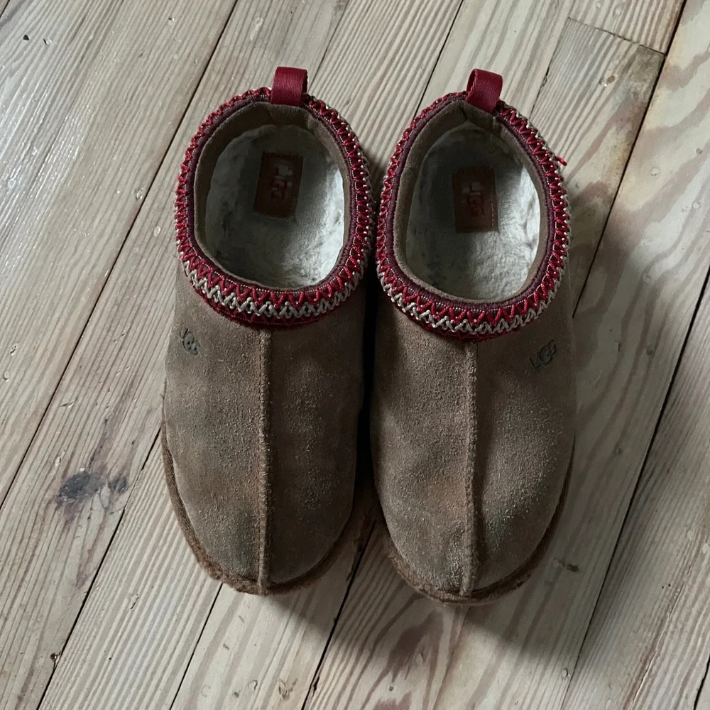 UGG Tasman Slipper Kids Size 4 Chestnut Suede Red Braid Slip On 113776K winter